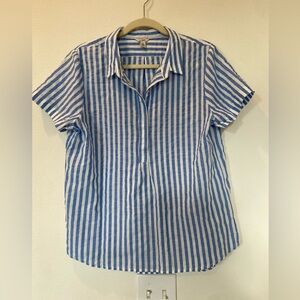 L.L. Bean 100% Cotton Seersucker Striped Button Up Short Sleeve Collared Top M